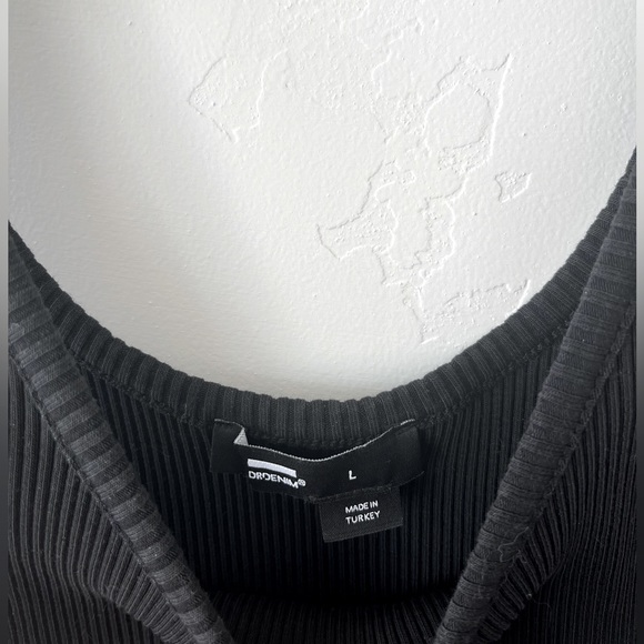 Nadia Dress in Black, Like New - Picture 2 of 5